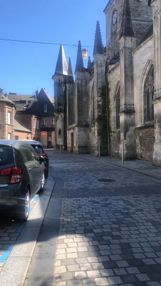 Interruption des travaux : des questions sans réponse précise